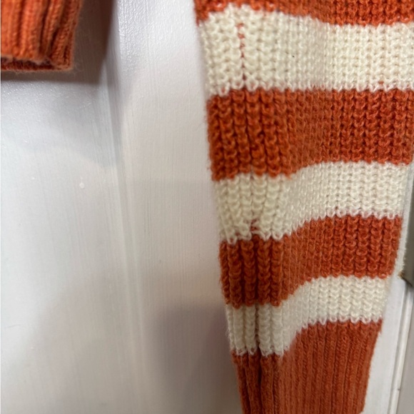 American Eagle Outfitters Orange and White stripped sweater Size S D1.2 - Picture 4 of 12